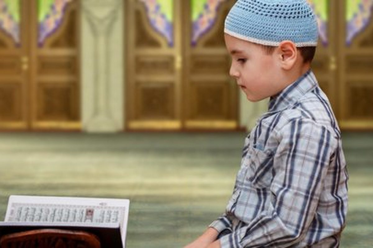 7-cara-mendidik-anak-secara-islami-bentuk-pribadi-yang-berakhlak-sejak-dini