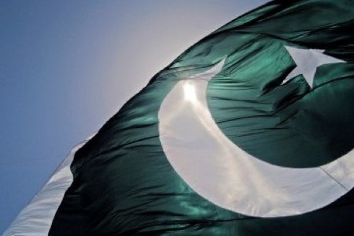 bendera-pakistan-_140528090618-737